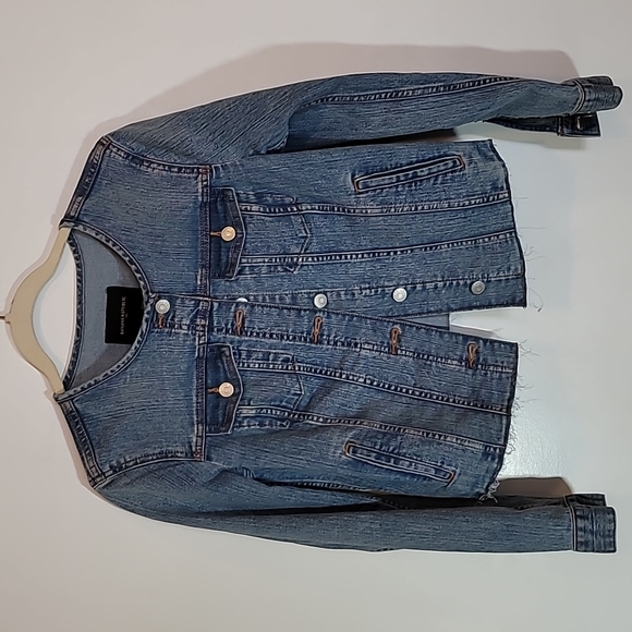 Banana Republic Jackets & Blazers - Banana Republic Raw Hem Denim Stylist Jacket Sz S
